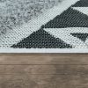 Outdoor Rug 3D Shaggy Pattern Black And White