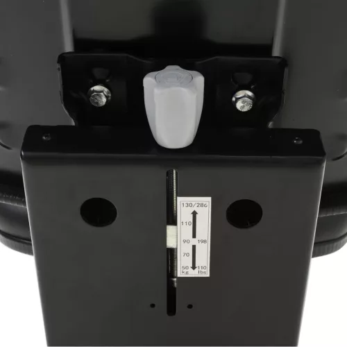  fekete traktorülés felfüggesztéssel