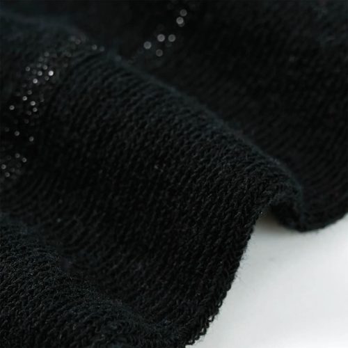 Fekete gyerekharisnya 126