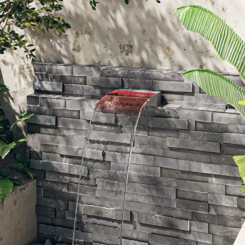  rozsdamentes acél vízeséskifolyó RGB LED-ekkel 30 cm