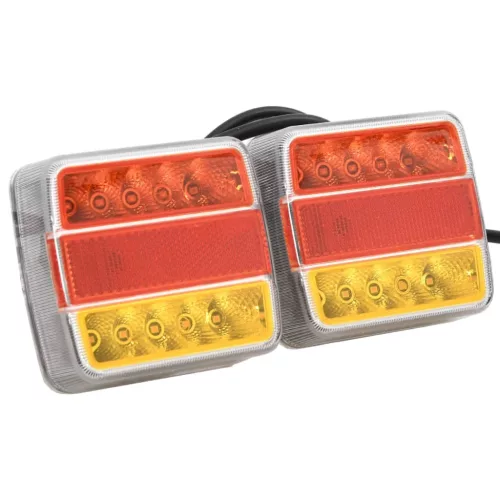 2 db piros utánfutólámpa LED-izzóval 10,5 x 7,5 x 10 cm 12 V