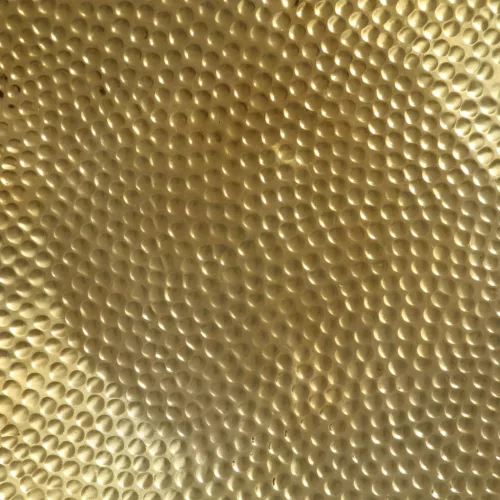  rézsárga kalapált alumínium dohányzóasztal 70 x 30 cm