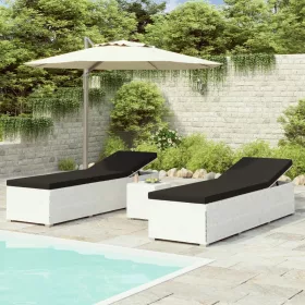    3 részes fehér polyrattan kerti napozóágy szett asztallal