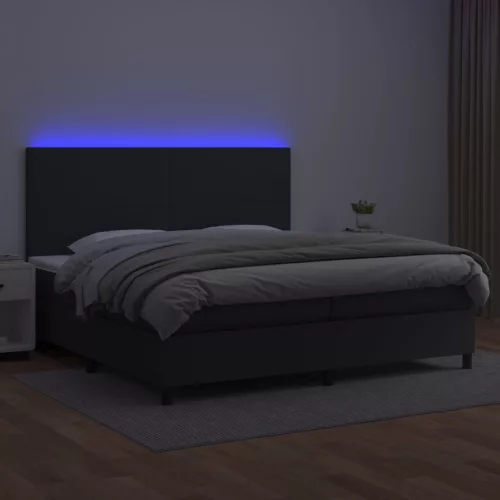  fehér műbőr rugós ágy matraccal és LED-del 200x200 cm