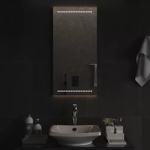  LED-es fürdőszobatükör 40x80 cm