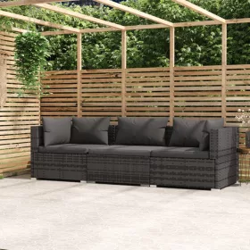  háromszemélyes szürke polyrattan kanapé párnákkal
