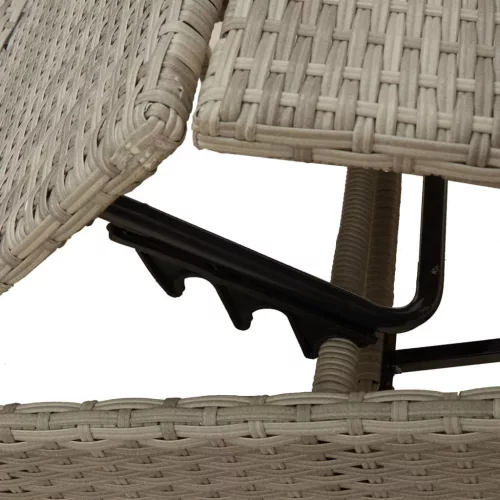  2 db világosszürke polyrattan napozóágy párnával