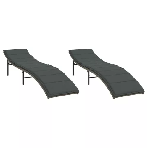  2 db szürke polyrattan napozóágy párnával