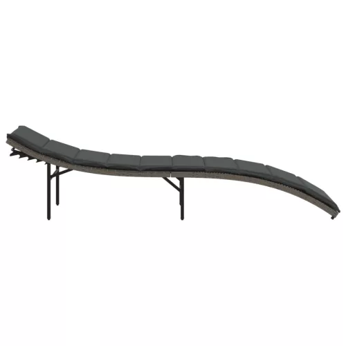  2 db szürke polyrattan napozóágy párnával