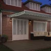  Behúzható napellenző Zöld és Fehér 600 × 300 cm Szövet és Acél