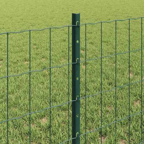  Kerítés oszlopokkal Zöld 0,6 x 10 m Acél és PVC