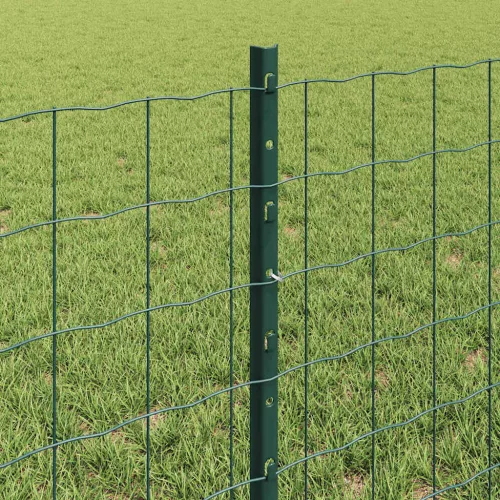  Kerítés oszlopokkal Zöld 0,6 x 50 m Acél és PVC