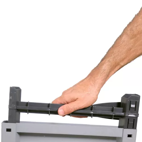  műanyag szekrény 68 x 39 x 92 cm