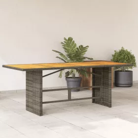    szürke polyrattan kerti asztal akácfa lappal 190 x 80 x 75 cm