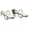  2 db barna polyrattan napozóágy asztallal