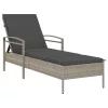  világosszürke polyrattan napozóágy párnával 63x200x81 cm