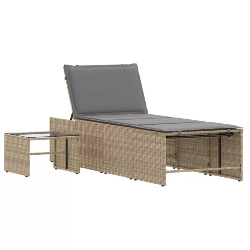  2 db bézs polyrattan napozóágy asztallal