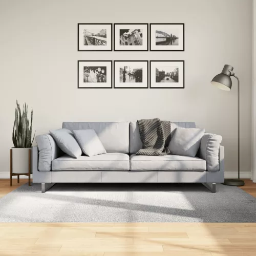  IZA szürke rövid szálú skandináv stílusú szőnyeg 140 x 200 cm