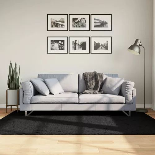  OVIEDO fekete rövid szálú szőnyeg 140 x 200 cm