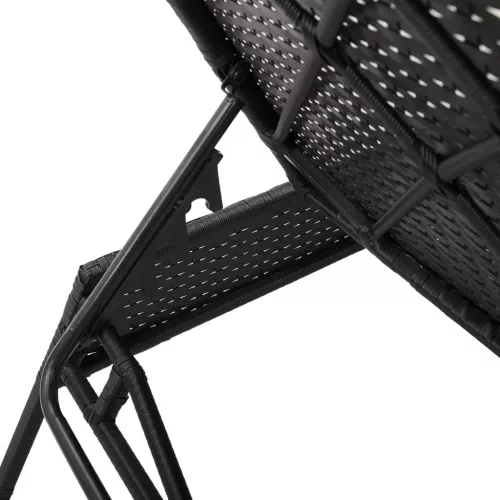  fekete polyrattan napozóágy párnával