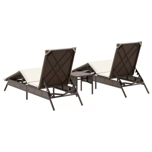  2 db barna polyrattan napozóágy asztallal