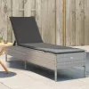  világosszürke polyrattan napozóágy párnával