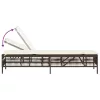  2 db barna polyrattan napozóágy asztallal