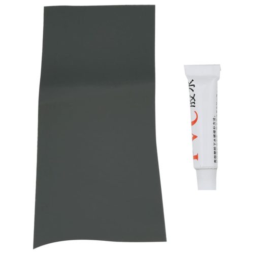  sötétzöld mellkasig érő gázlóruha csizmával 44-es