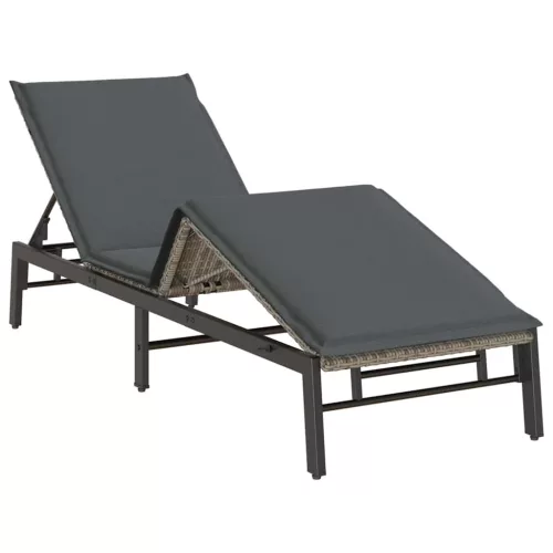  szürke polyrattan napozóágy párnával