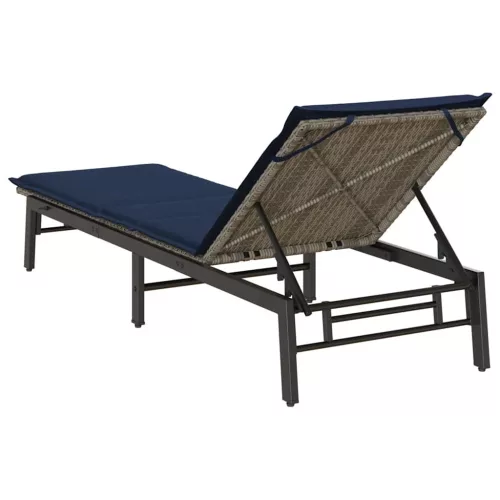  szürke polyrattan napozóágy párnával