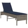  szürke polyrattan napozóágy párnával 55x200x44 cm