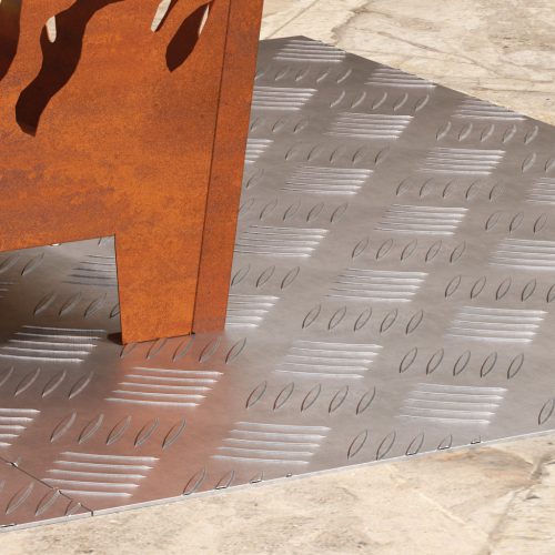  Alumínium Ellenőrző Lemezek 2 db Csúszásmentes 70x50 cm