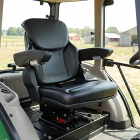  Traktor ülés felfüggesztéssel Fekete 60 x 58 x 72 cm