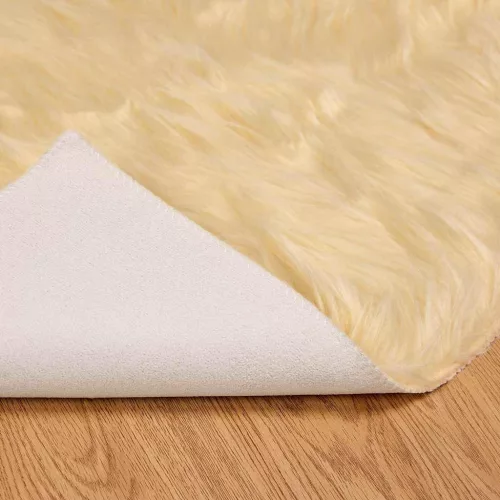  Műbárány szőnyeg Krém 100 x 200 cm Poliészter