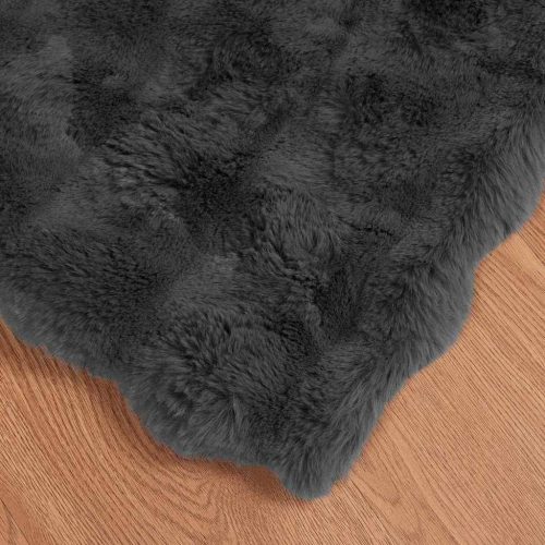  Műnyúl szőrmés takaró 4 pcs Sötétszürke 240 x 270 cm Poliészter