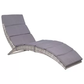  szürke összecsukható polyrattan napozóágy párnával