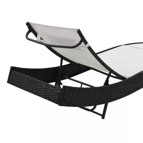  fekete polyrattan napozóágy párnával