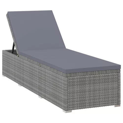  szürke polyrattan napozóágy párnával