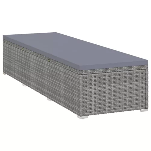  szürke polyrattan napozóágy párnával