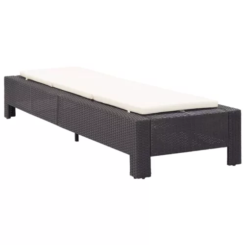 fekete polyrattan napozóágy párnával