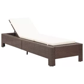  barna polyrattan napozóágy párnával