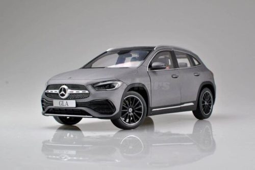 Mercedes-Benz GLA-Klasse (H247) Baujahr 2020 mountaingrau 1:18 Z-models modellautó