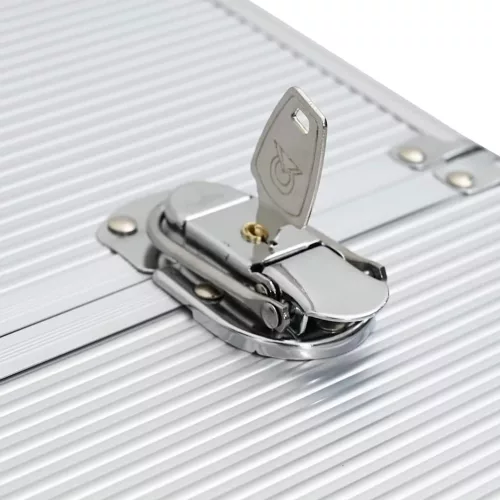  ezüstszínű alumínium pilótabőrönd 47 x 39 x 27 cm 